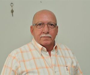 Carlos