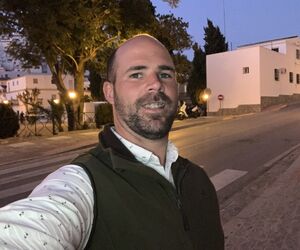 Antonio j b t